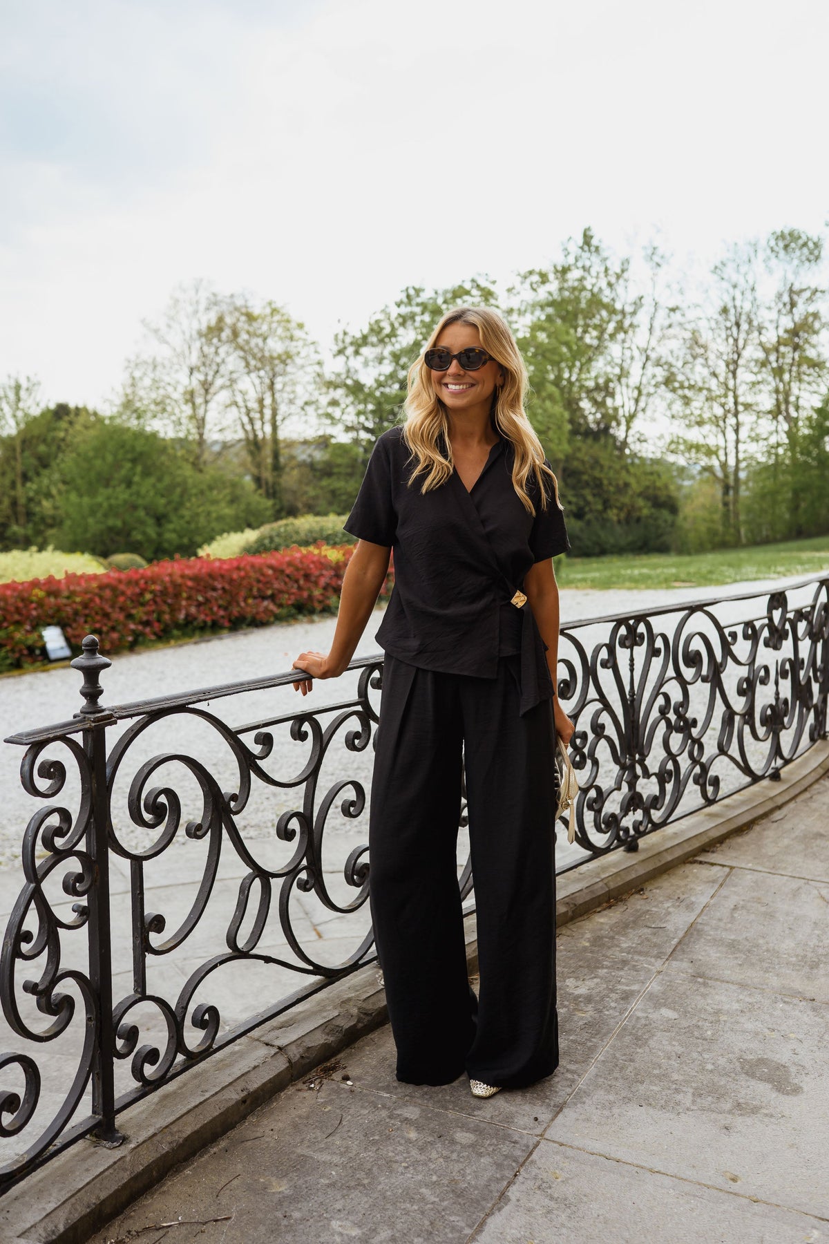 Black Eddy Pants