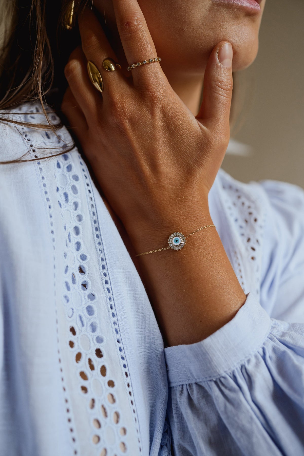 Golden Oeil Bracelet
